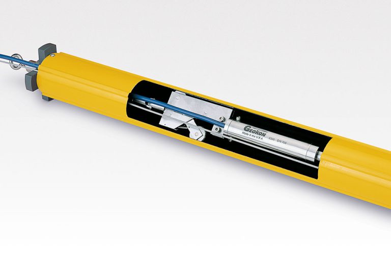 GEOKON 6300 — Inclinómetro fijo de cuerda vibrante